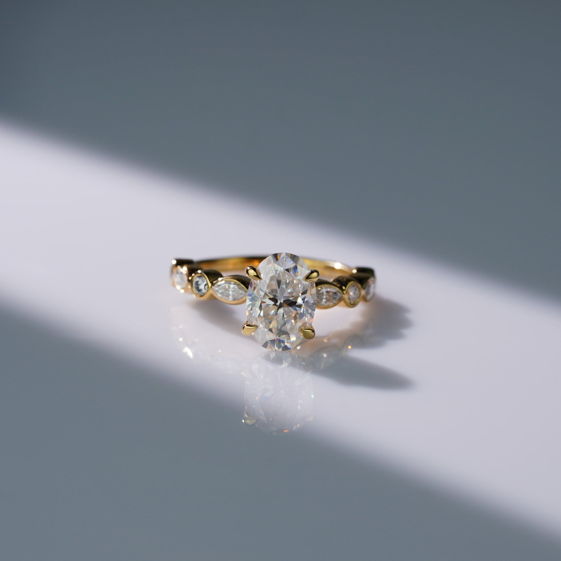 Oval Solitaire Engagement Ring – 2 CT Lab Grown Diamond