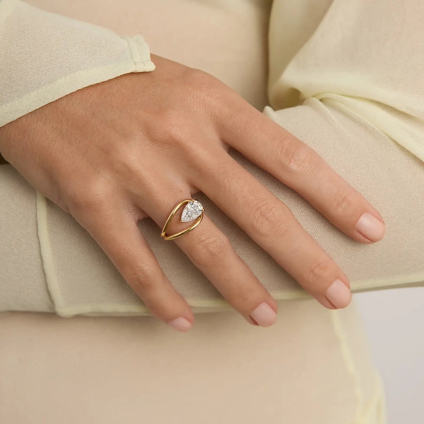 Timeless 1.9 CT Oval Cut Split Shank & Solitaire Lab Grown Diamond Engagement Ring