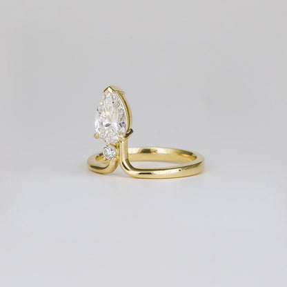 1.12 TCW Pear & Round Cut Lab Grown Diamond Engagement Ring