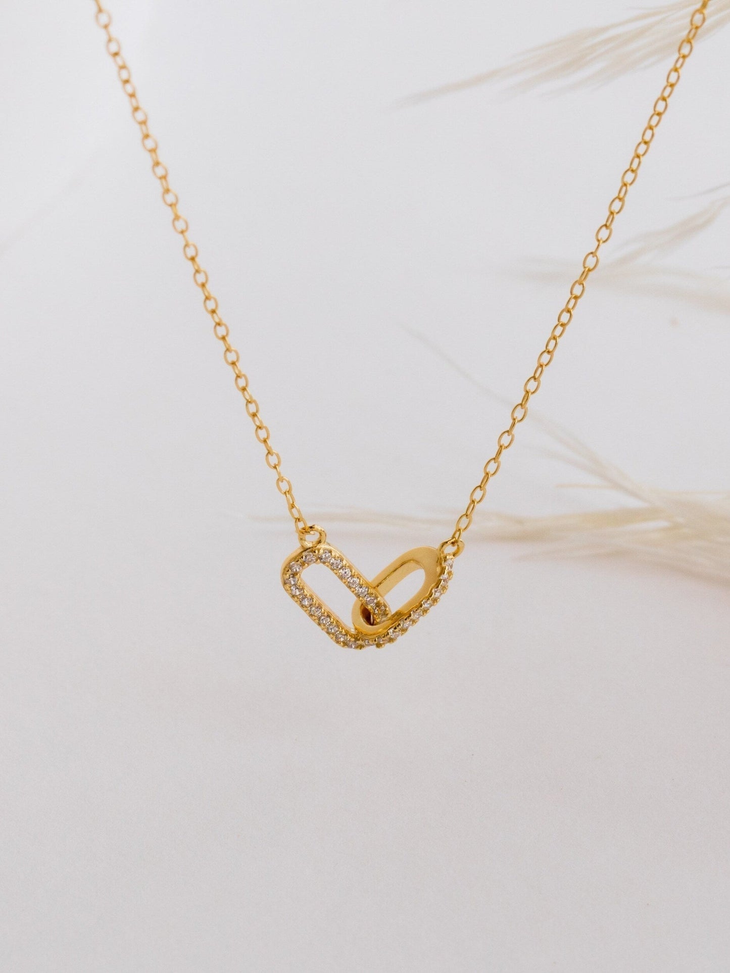 0.15 TCW Round Pave Linked Moissanite Necklace 1