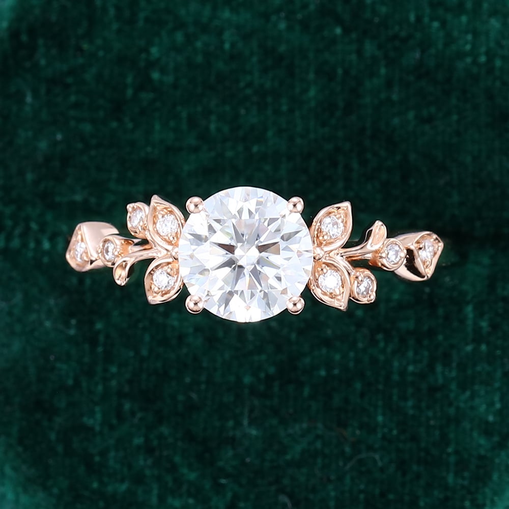 1 CT Round Shaped Floral Inspired Lab Grown Diamond Engagement Ring