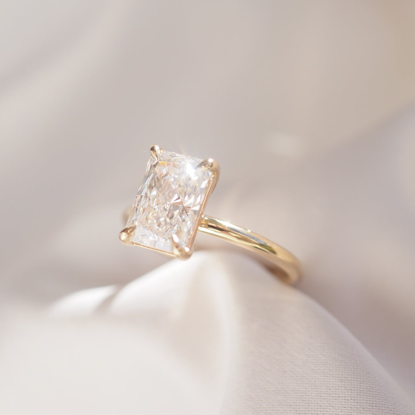 2.5 CT Radiant Cut Solitaire Lab Grown Diamond Engagement Ring