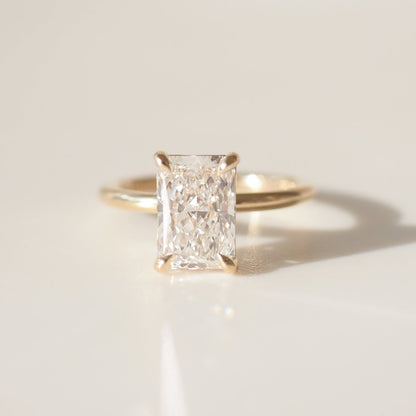 2.5 CT Radiant Cut Solitaire Lab Grown Diamond Engagement Ring