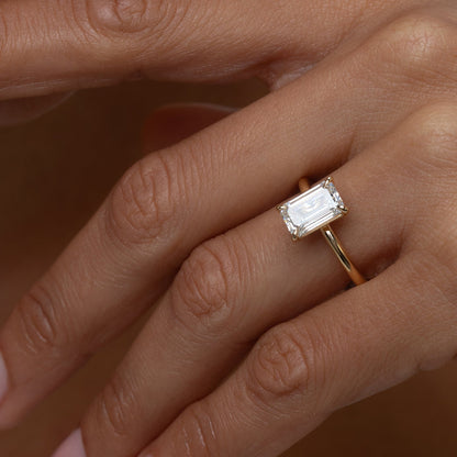 2 CT Emerald Shaped Solitaire Lab Grown Diamond Engagement Ring