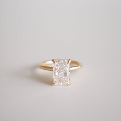 3.2 CT Radiant Cut Solitaire Lab Grown Diamond Engagement Ring