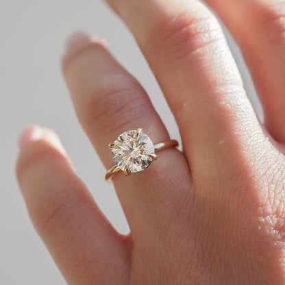 3 CT Round Cut Solitaire Lab Grown Diamond Engagement Ring