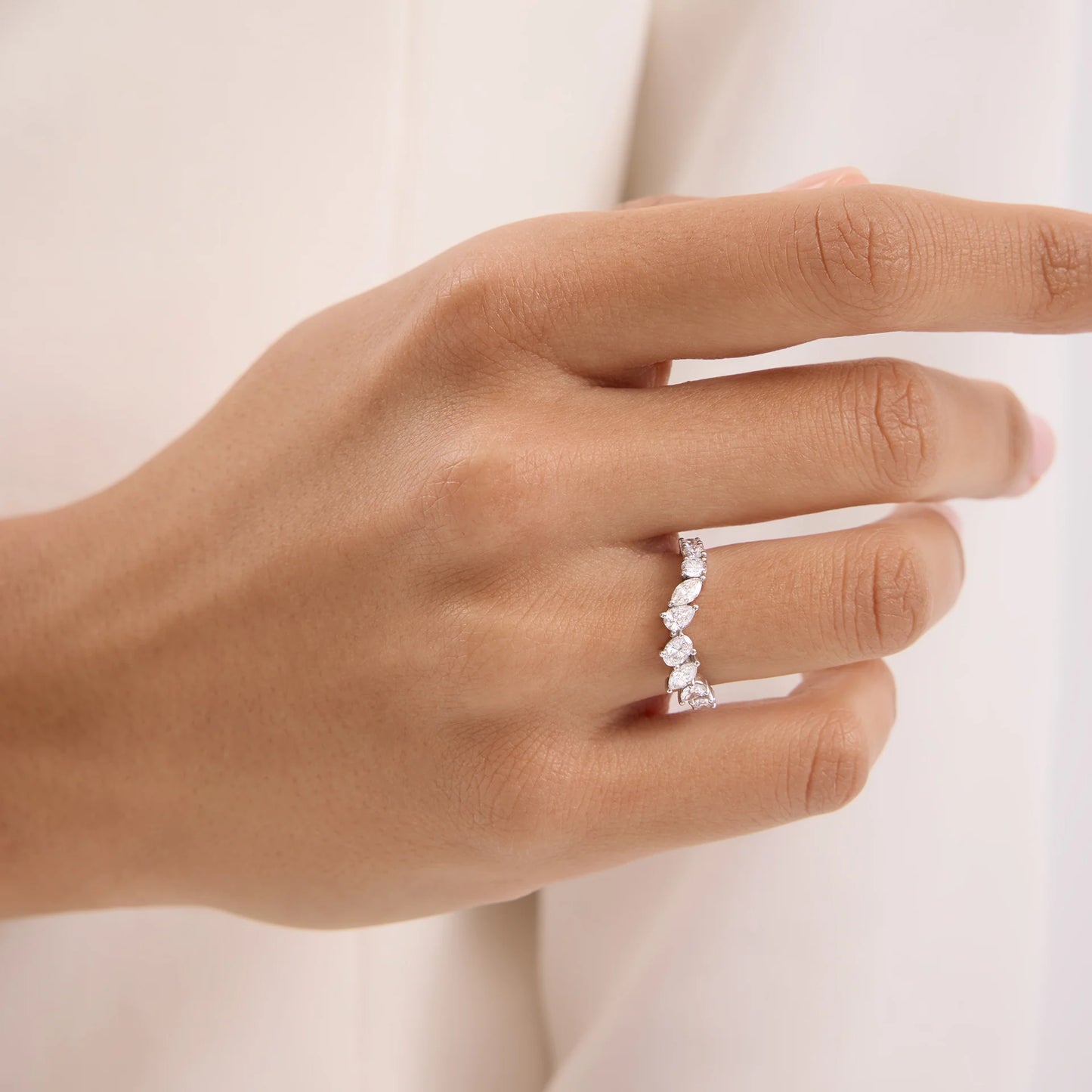 Timeless 0.92 TCW Pear & Round Alternating Stones Lab Grown Diamond Wedding Band