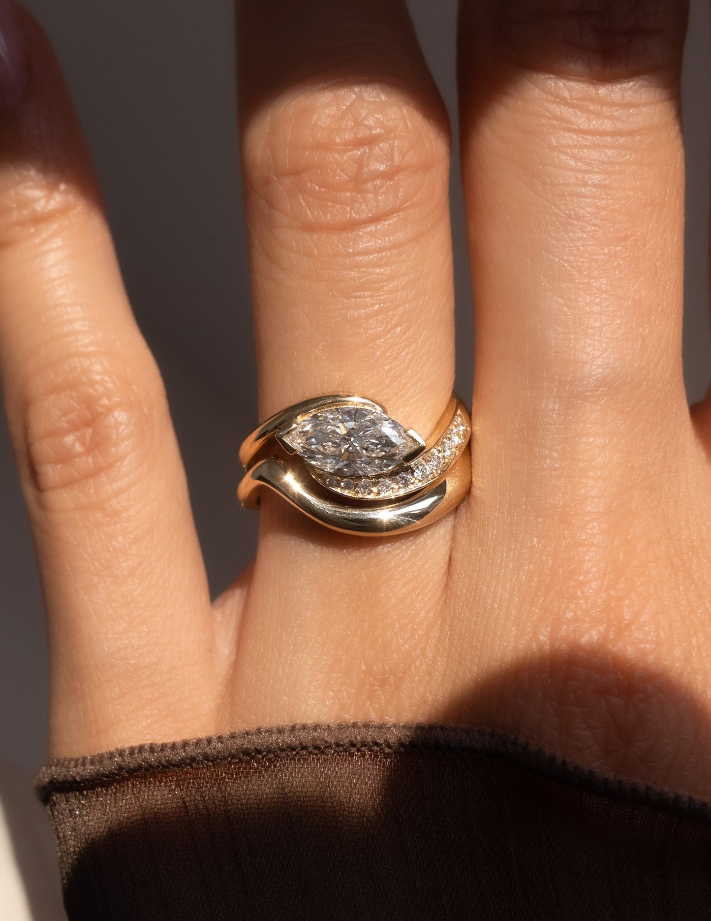 1 CT East-West Marquise Cut Curved Lab Grown Diamond Ring With Plain Stacking Band