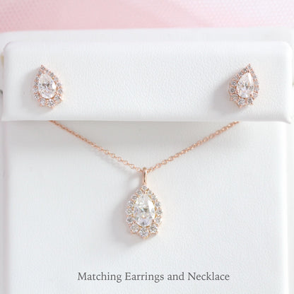 1.17 CT Pear Halo Lab Grown Diamond  Necklace in Solid Gold