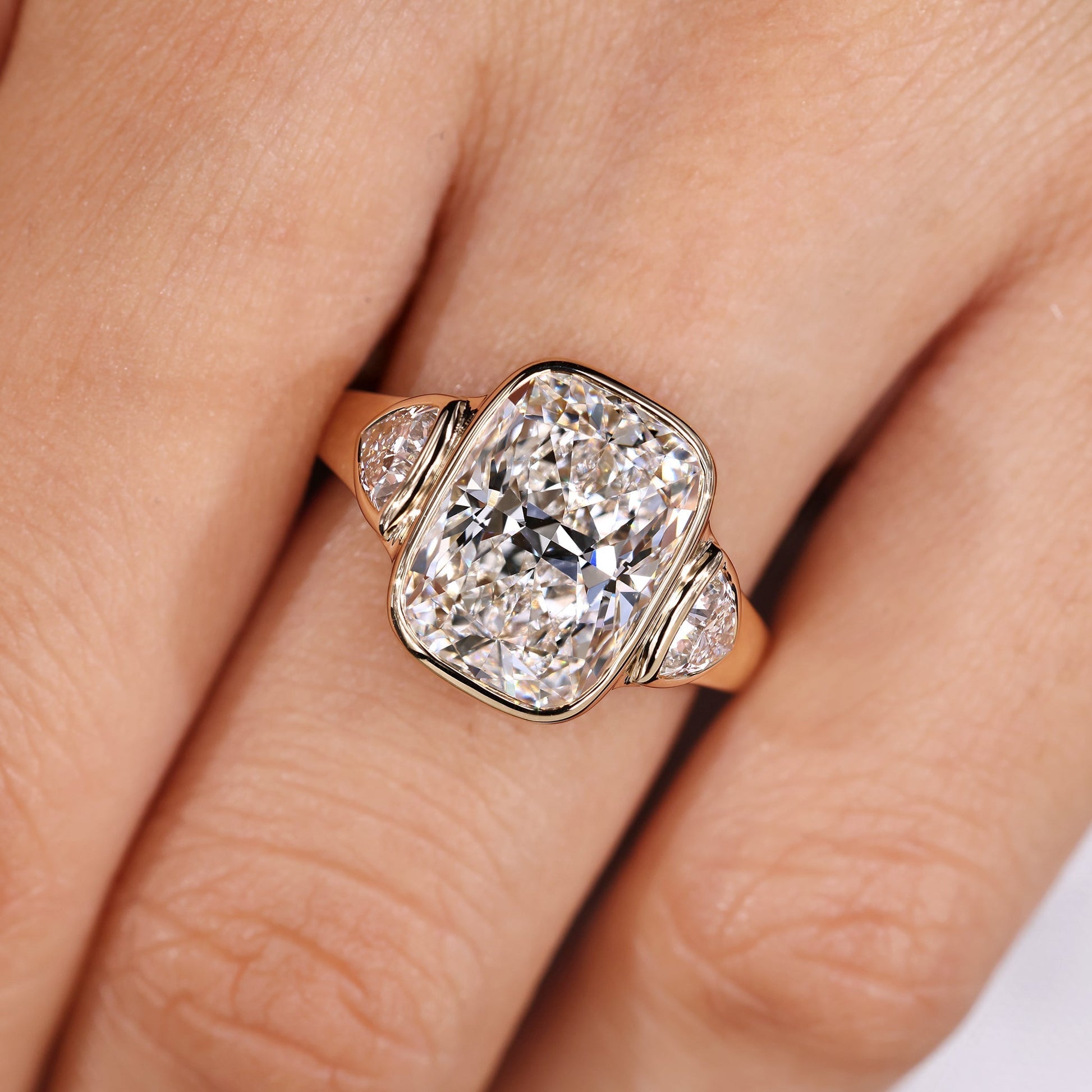 Cushion Hidden Halo Lab Grown Diamond Engagement Ringg