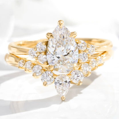 1.2 CT Pear Cut Cluster Lab Grown Diamond Bridal Ring Set
