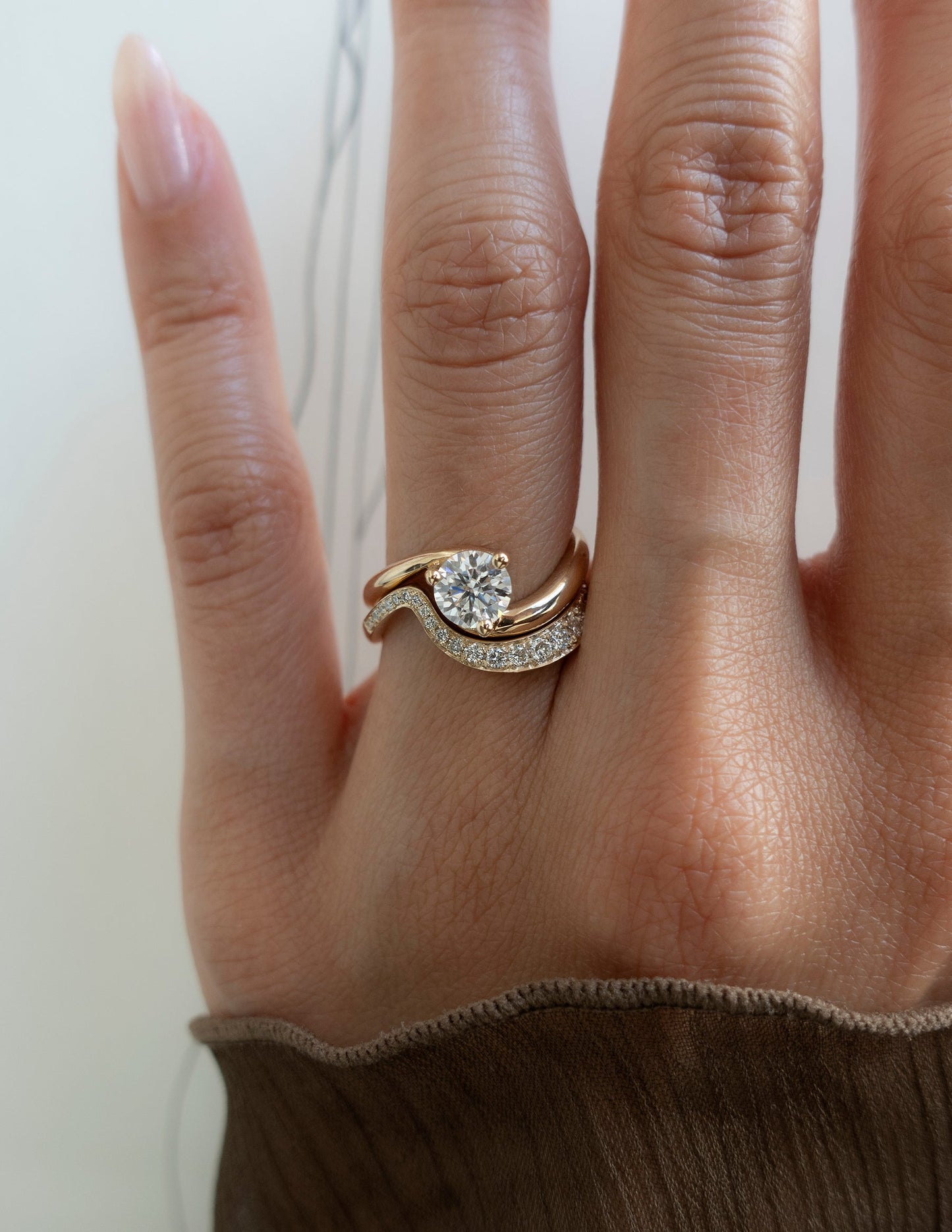 1 CT Round Cut Solitaire Lab Grown Diamond Ring With Wrap Minimal Pave Band