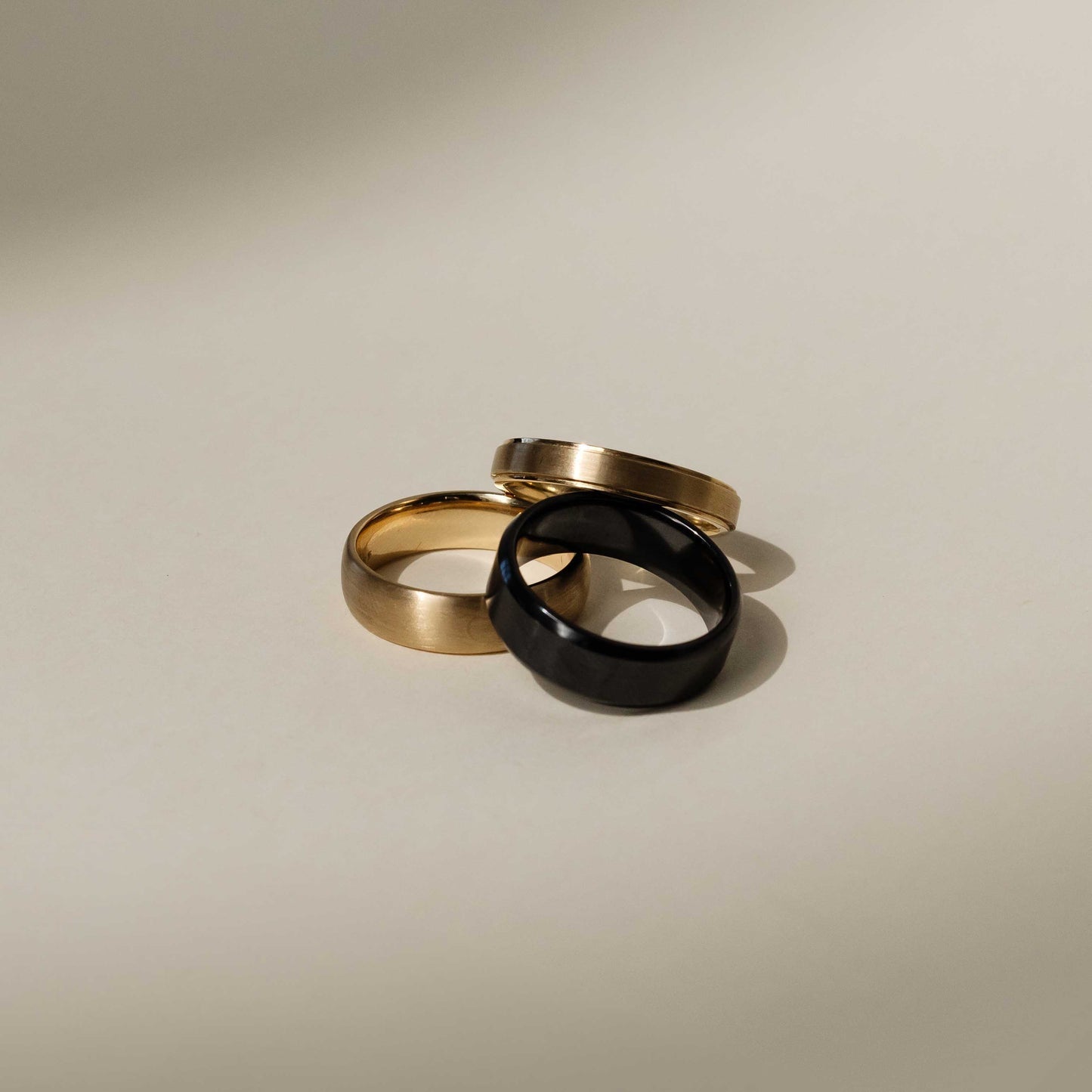 Brushed Classic Comfort Fit Men's Gold Wedding Band