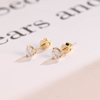 0.70 TCW Round Cut Moissanite Stud Earrings in Gold 10