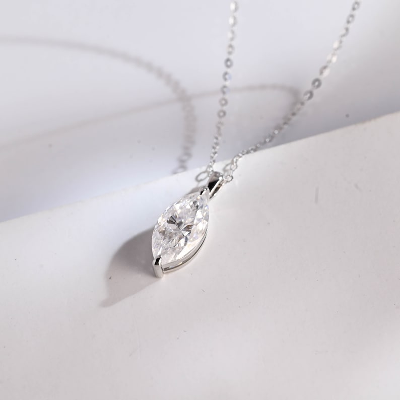 0.17 CT Moissanite Diamond Cross Pendant Necklace in Solid Gold 4