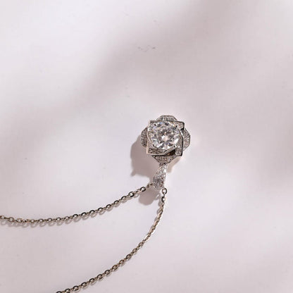 0.50 CT Round Moissanite Diamond Floral Pendant Necklace in Solid Gold 8
