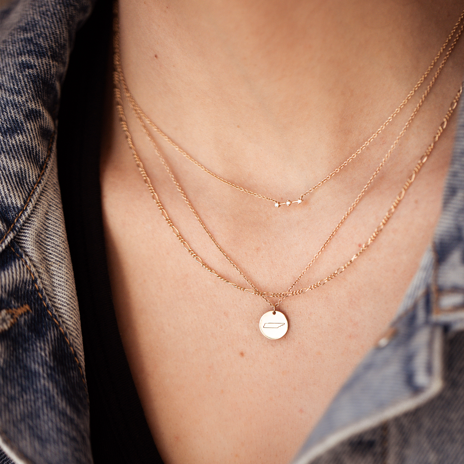 Customize Circle Charm Necklace in Solid Gold 4