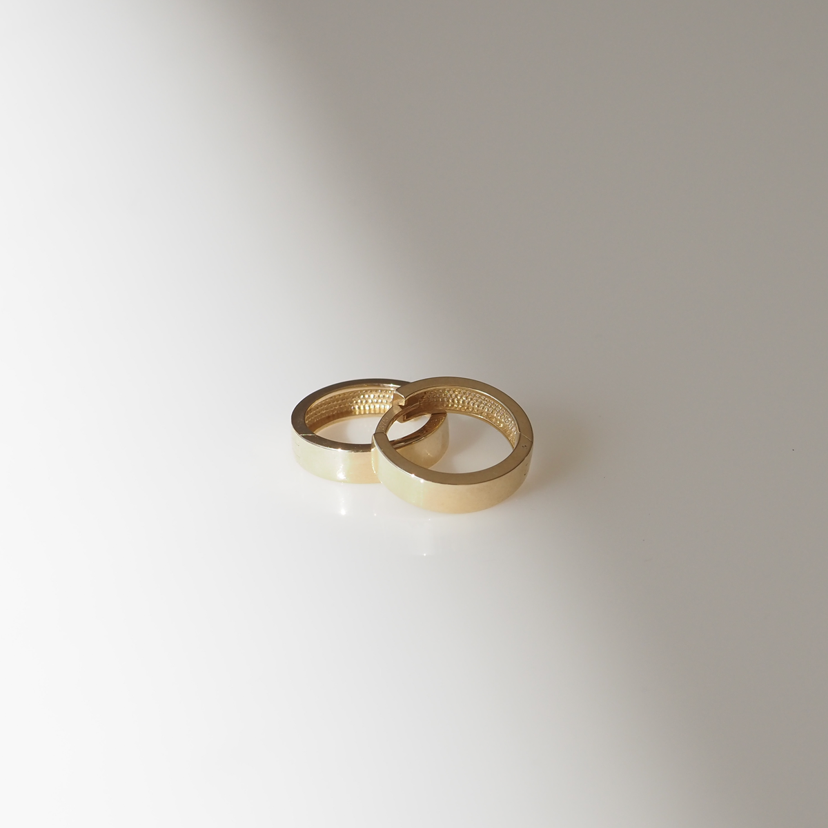 Square Huggies Earrings in Gold 3