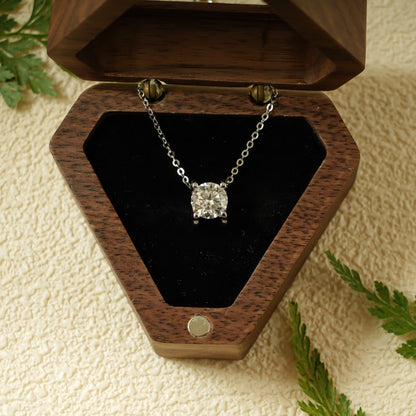 0.17 CT Moissanite Diamond Cross Pendant Necklace in Solid Gold 3