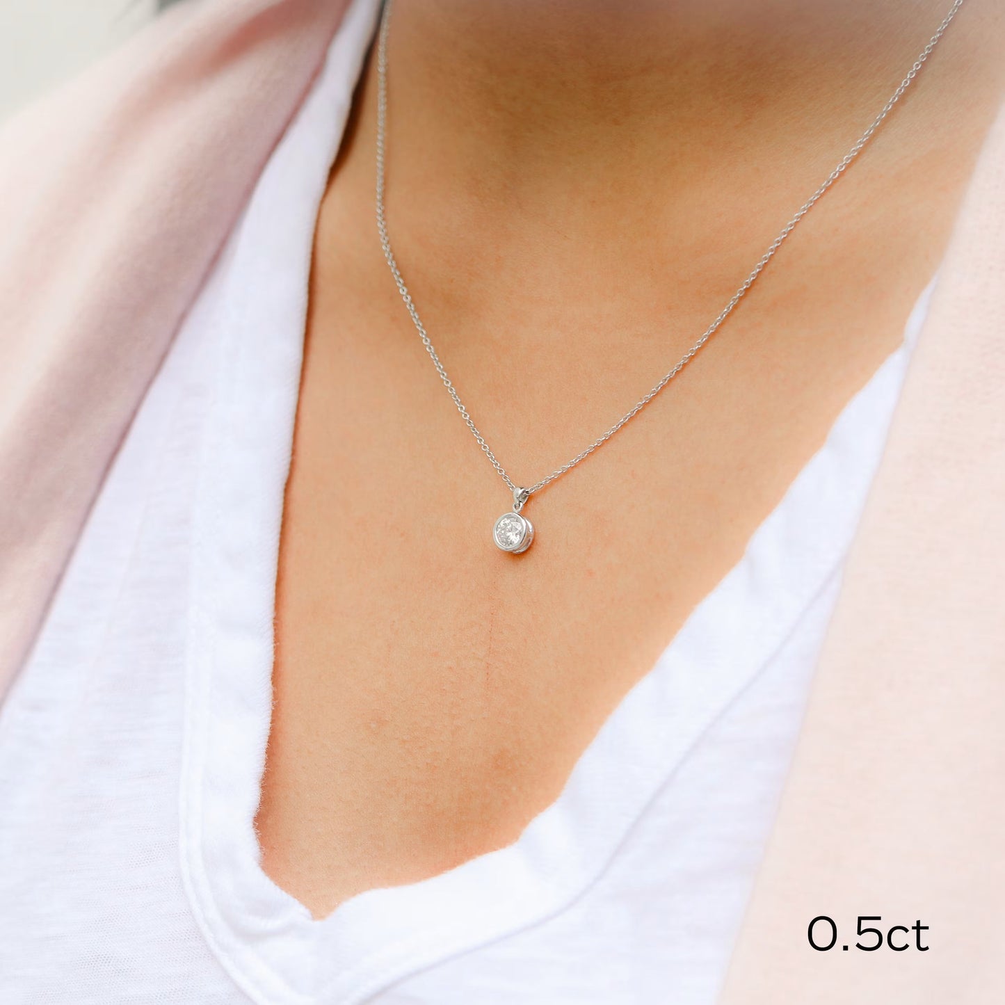 1.0 CT Round Cut Moissanite Bezel Pendant Necklace in Solid Gold 3