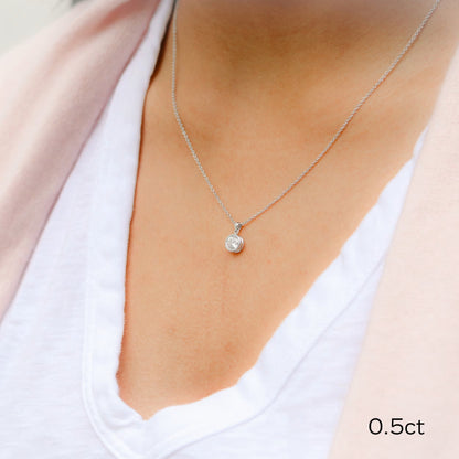 1.0 CT Round Cut Moissanite Bezel Pendant Necklace in Solid Gold 3