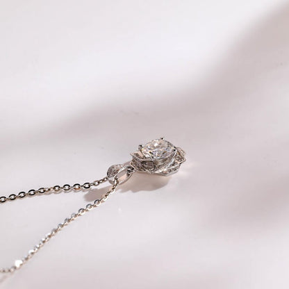 0.50 CT Round Moissanite Diamond Floral Pendant Necklace in Solid Gold 10