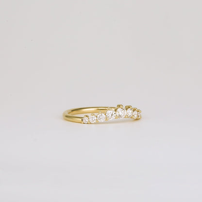 0.31 TCW Round Stones Curved Lab Grown Diamond Wedding Band