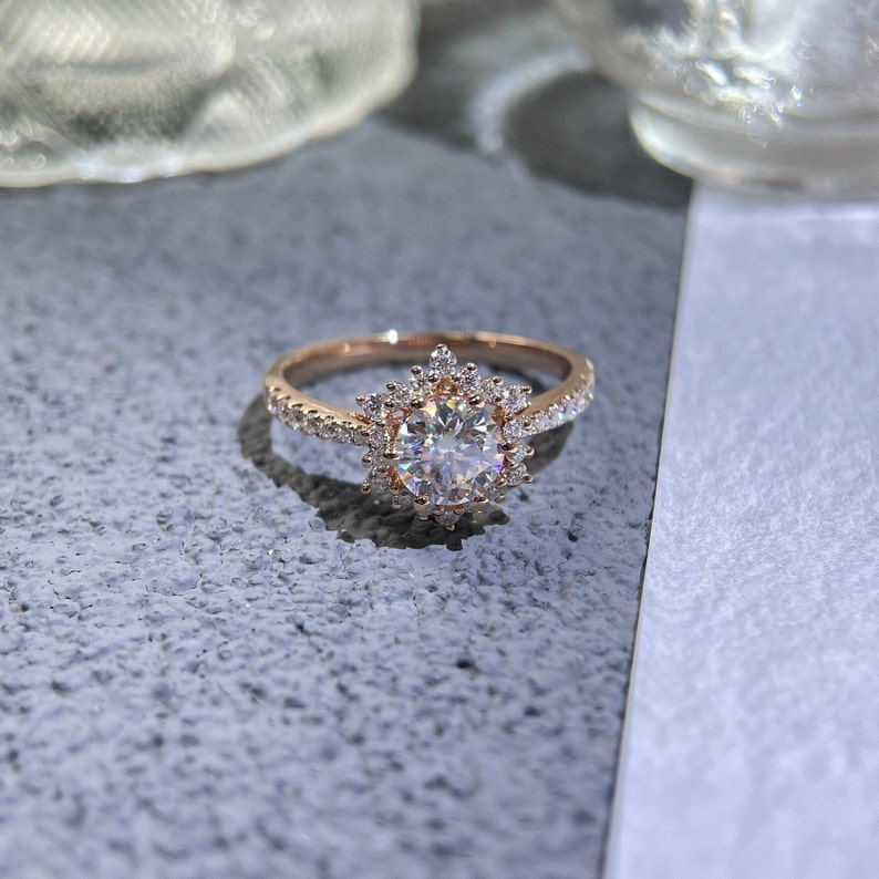 Stunning 2.0 CT Round Moissanite Engagement Ring with Cluster Pave Design