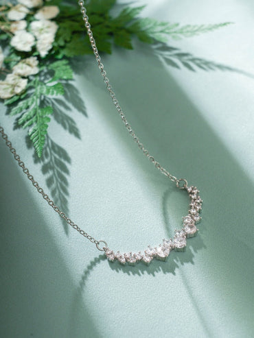 0.40 TCW Round Moissanite Diamond Cluster Pendant Necklace in Solid Gold 2