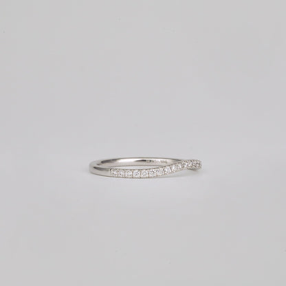 0.21 TCW Round Stones Curved Lab Grown Diamond Wedding Band