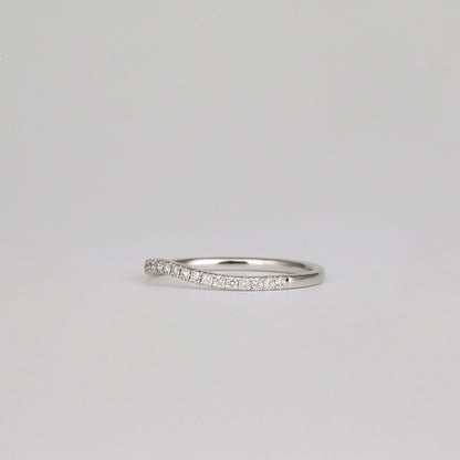 0.21 TCW Round Stones Curved Lab Grown Diamond Wedding Band