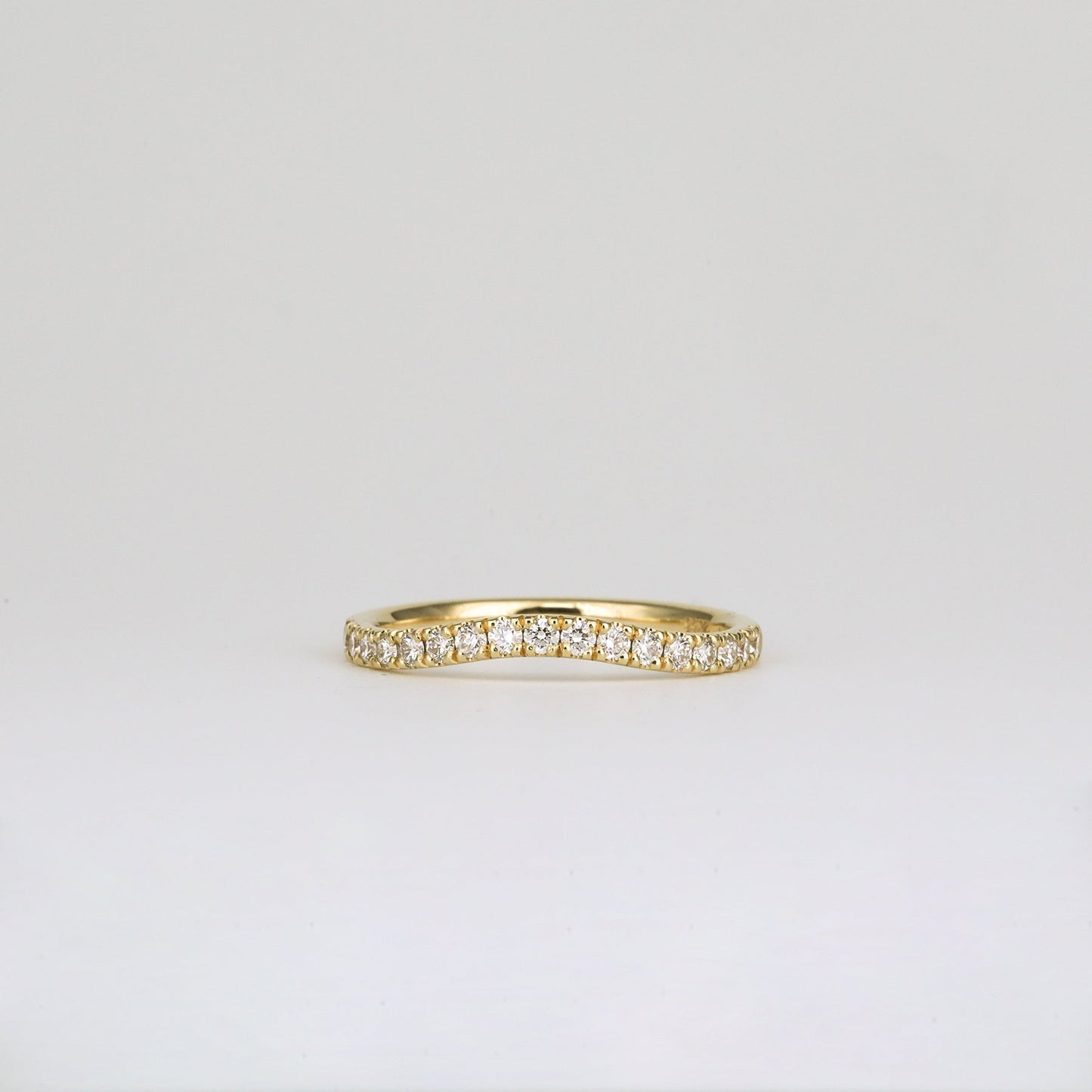 0.33 TCW Round Stones Curved Lab Grown Diamond Wedding Band