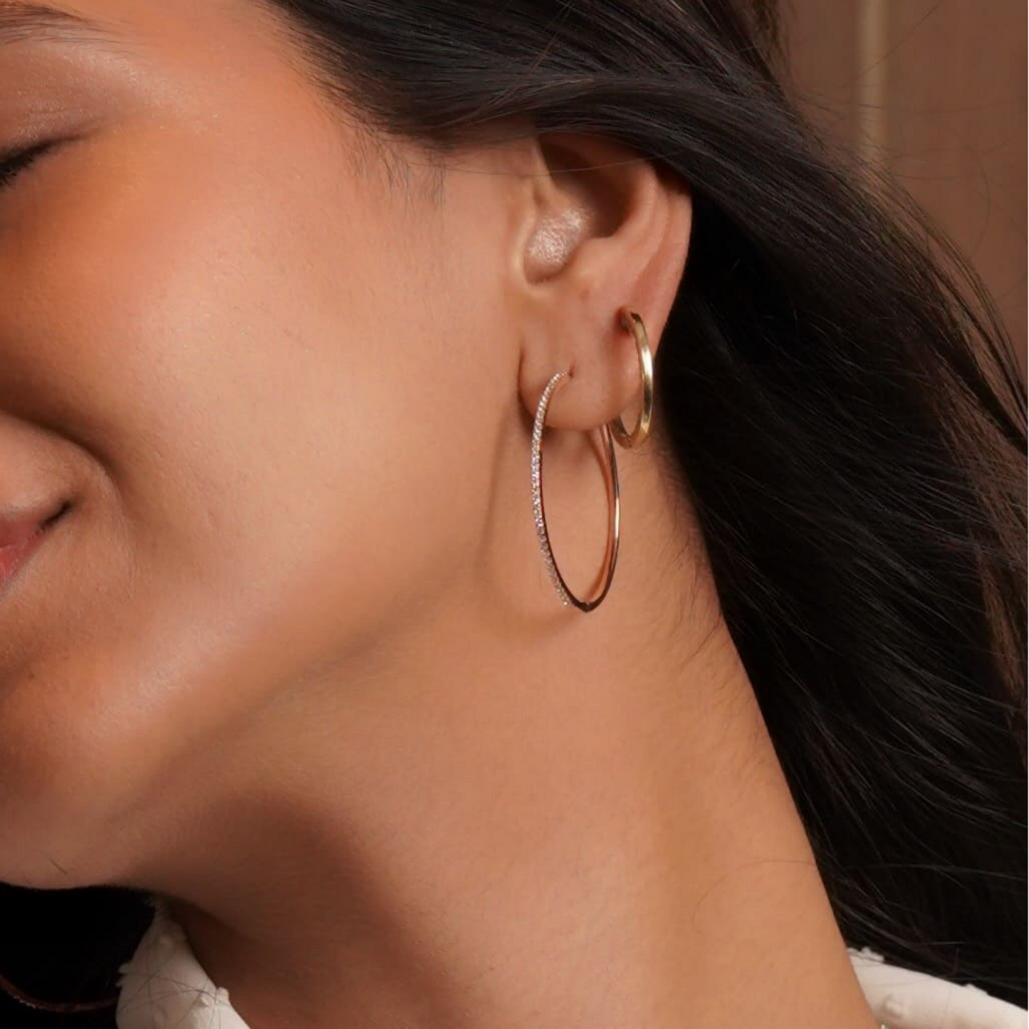 0.70 TCW Round Cut Moissanite Hoops Earrings in Gold 9