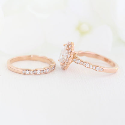 1.5 CT Oval Cut Vintage Style Lab Grown Diamond Bridal Ring Set