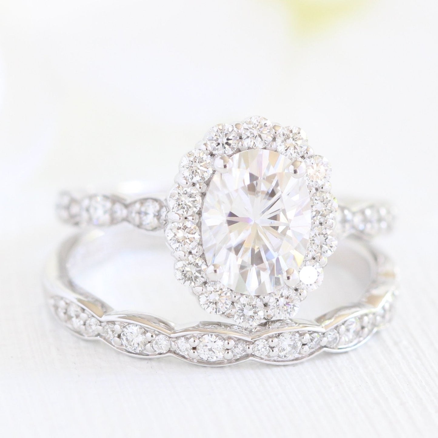 1.5 CT Oval Cut Vintage Style Lab Grown Diamond Bridal Ring Set