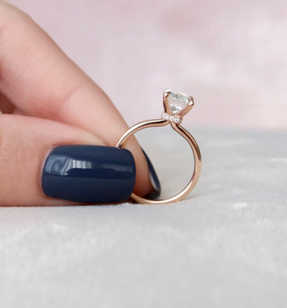 2.0 CT Emerald Hidden Halo Moissanite Engagement Ring 4