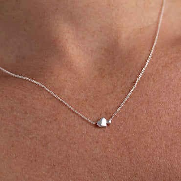 Contour Heart Necklace