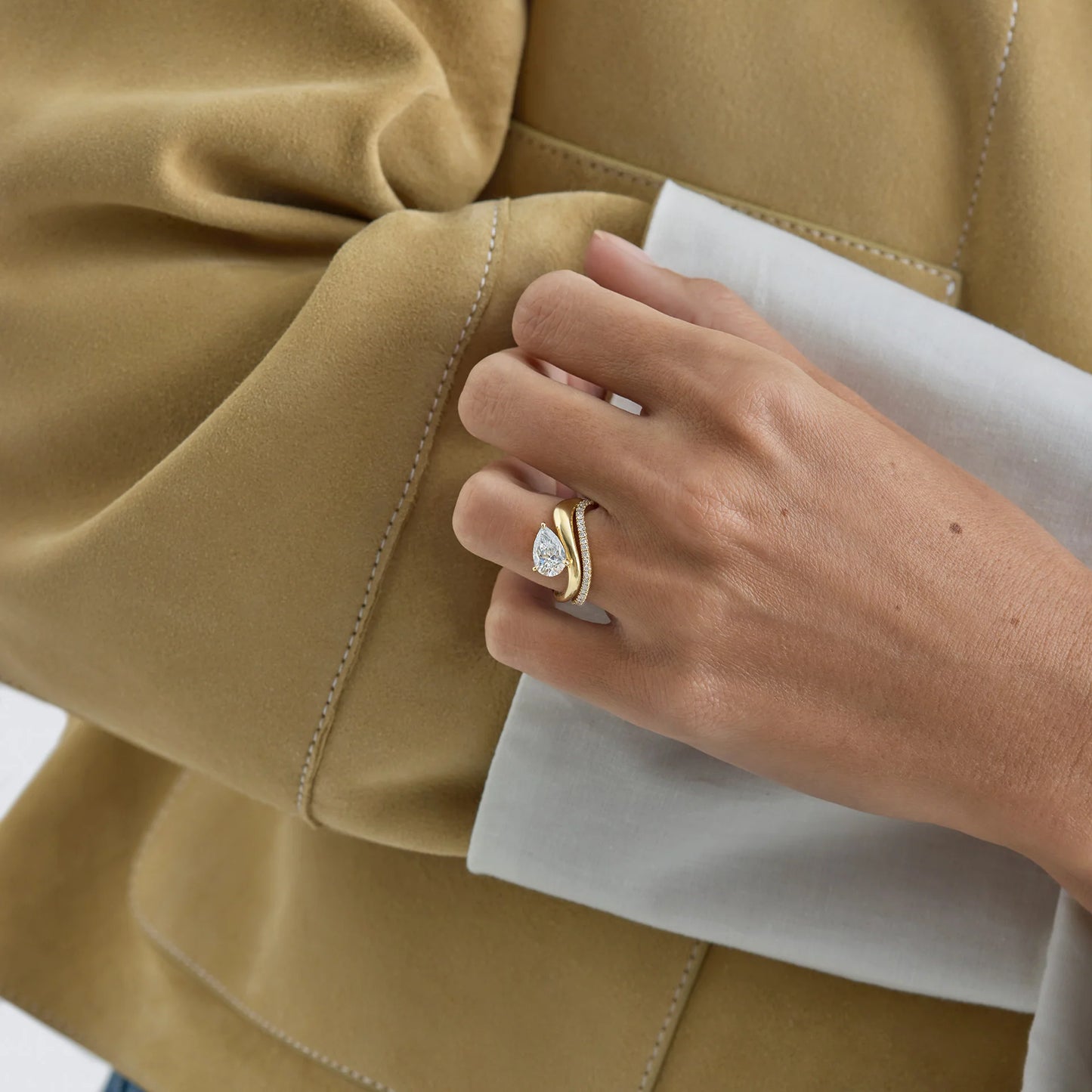 Timeless 0.2 TCW Round Stones Unique Swirl Lab Grown Diamond Wedding Band