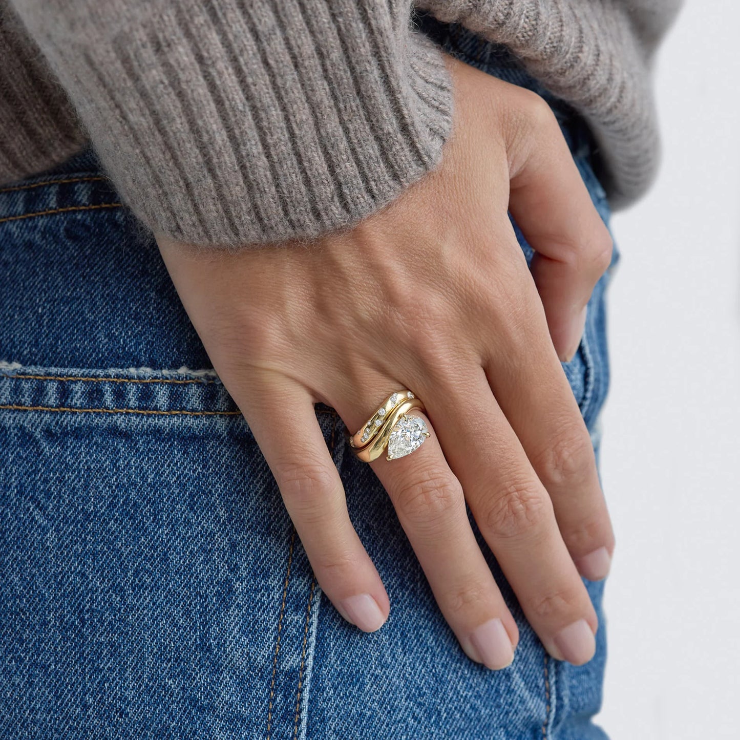 Timeless 0.1 TCW Round Stones Celestial Style Lab Grown Diamond Wedding Band