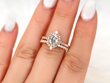 1.5 CT Oval Cut Halo & Pave  Lab Grown Diamond Bridal Ring Set