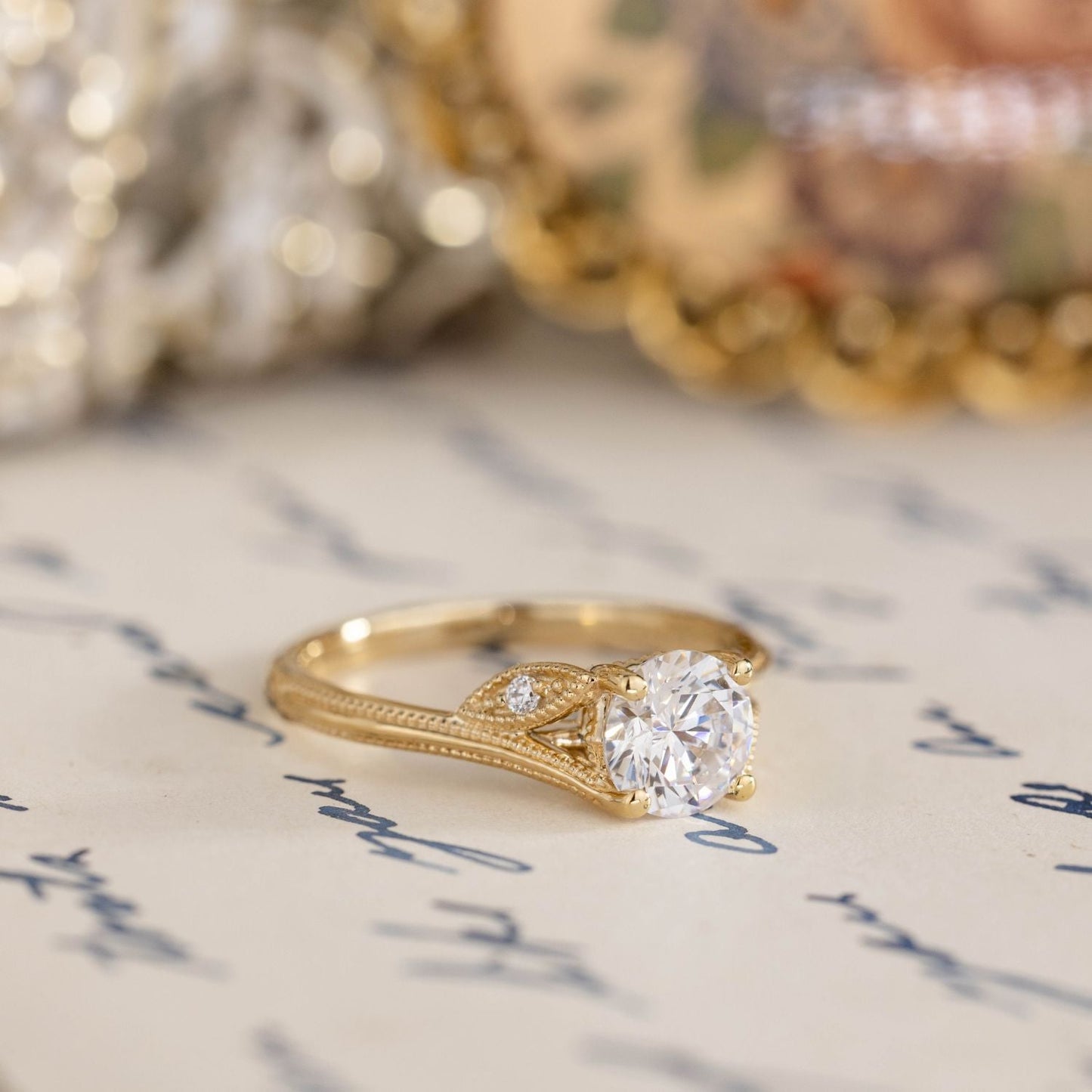 1 CT Round Shaped Vintage Styled Lab Grown Diamond Engagement Ring