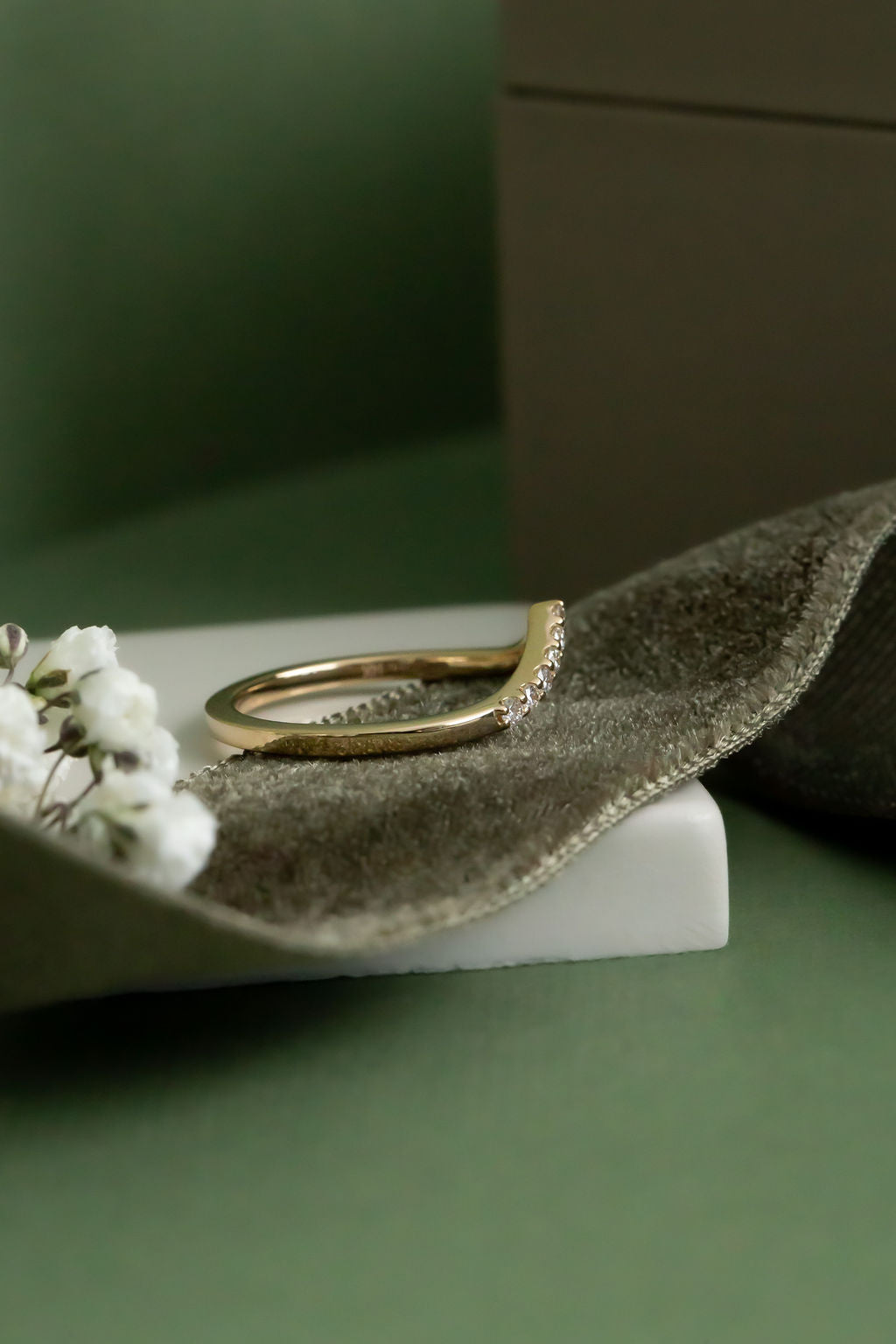 0.25 TCW Round Shaped Half Eternity Lab Grown Diamond Wedding Band