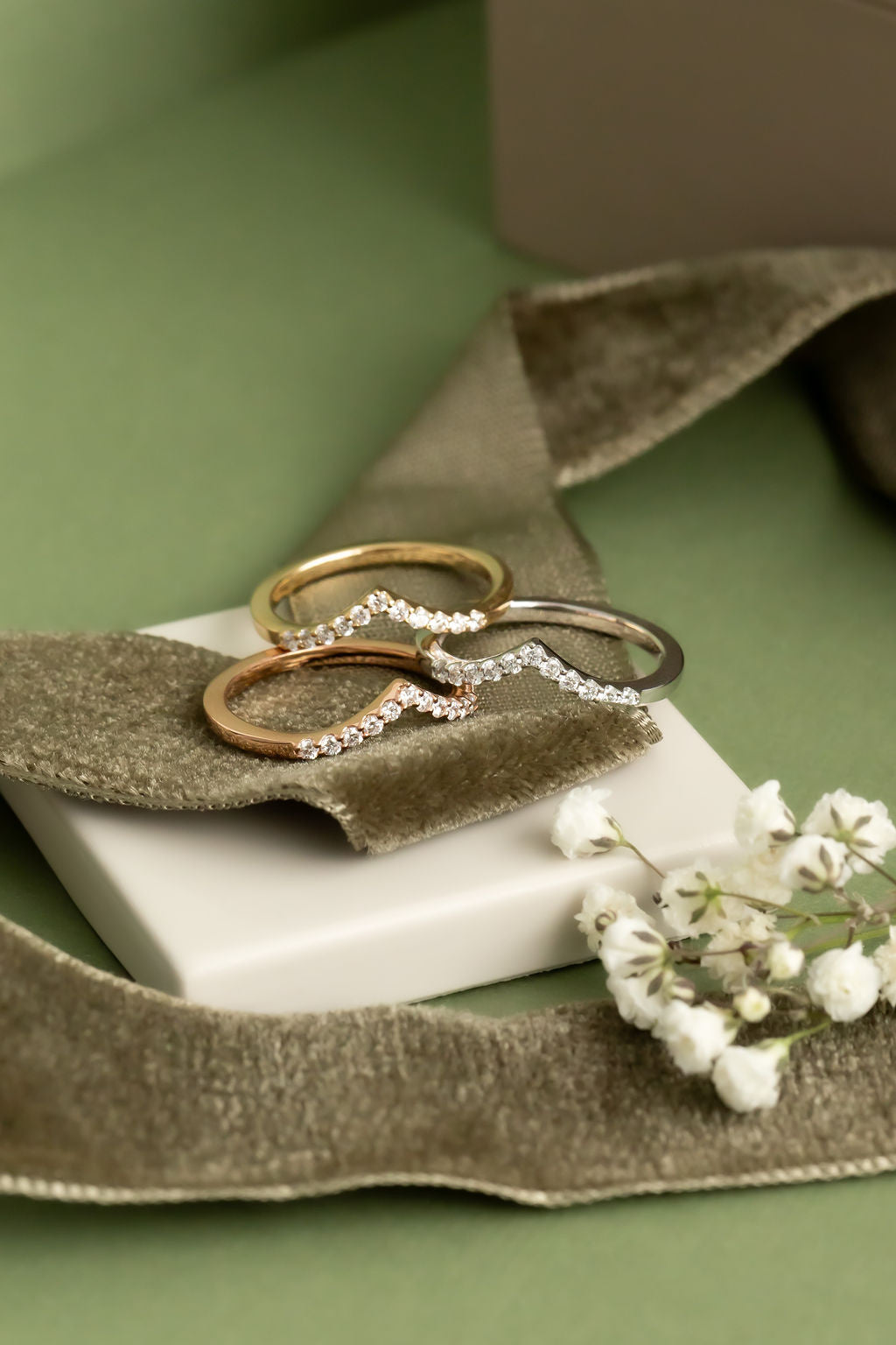 0.25 TCW Round Shaped Half Eternity Lab Grown Diamond Wedding Band