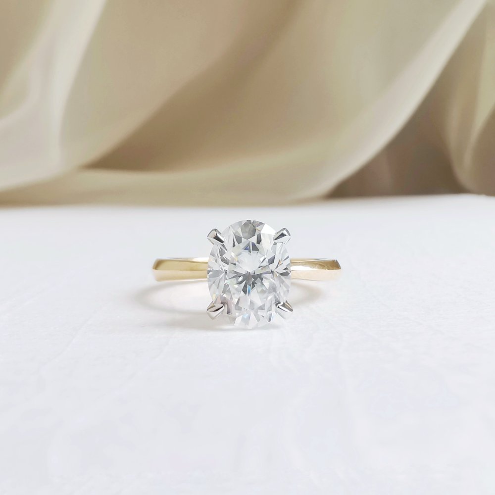 2.0 CT Oval Shaped Moissanite Solitaire Engagement Ring 1