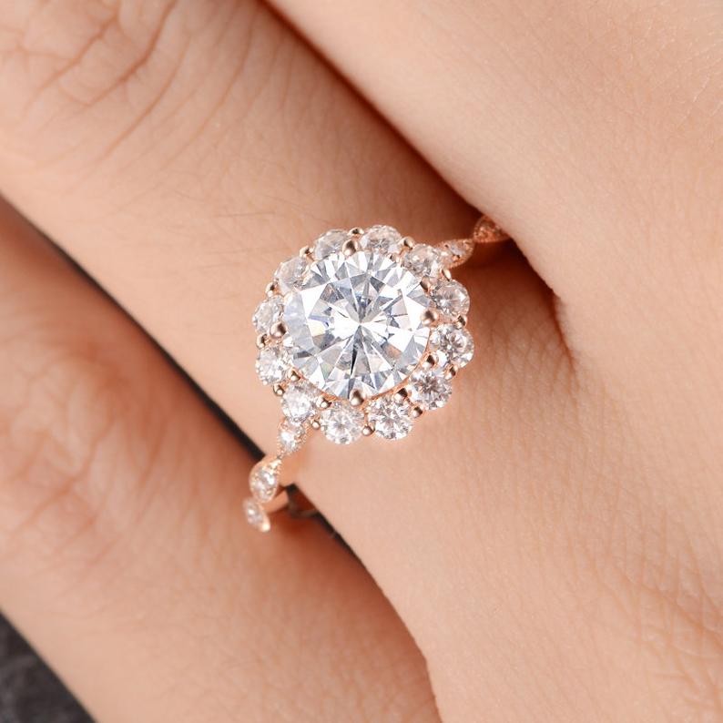 1.0 CT Round Cut Halo Moissanite Engagement Ring 2