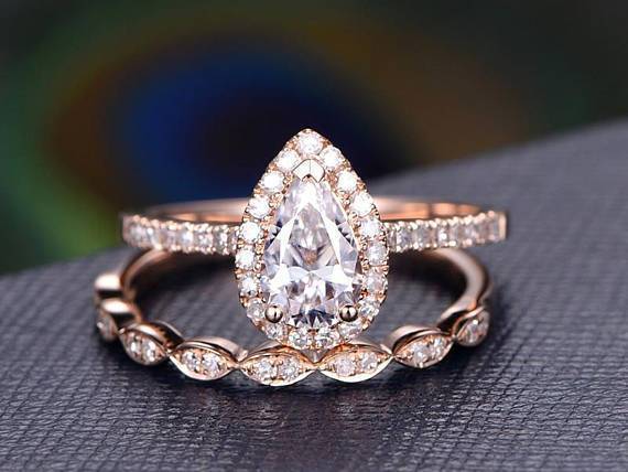 1.0 CT Pear Cut Halo Milgrain Style Moissanite Bridal Ring Set 4