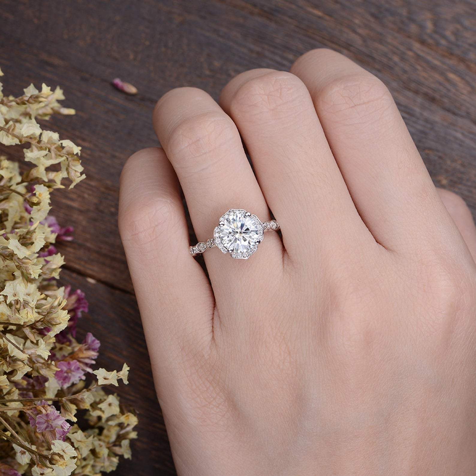 1.60 CT Round Cut Vintage Art Deco Moissanite Engagement Ring 2