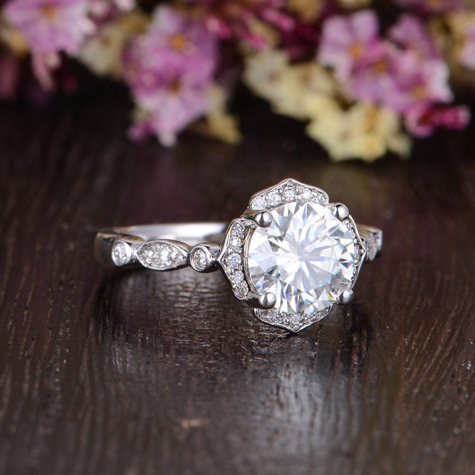 1.60 CT Round Cut Vintage Art Deco Moissanite Engagement Ring 3